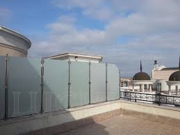 al parapet staklo 16