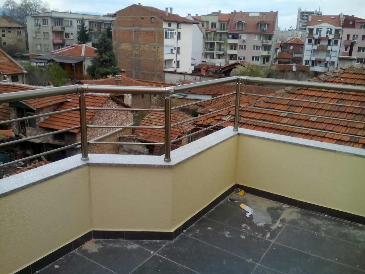 terasi balkoni 22